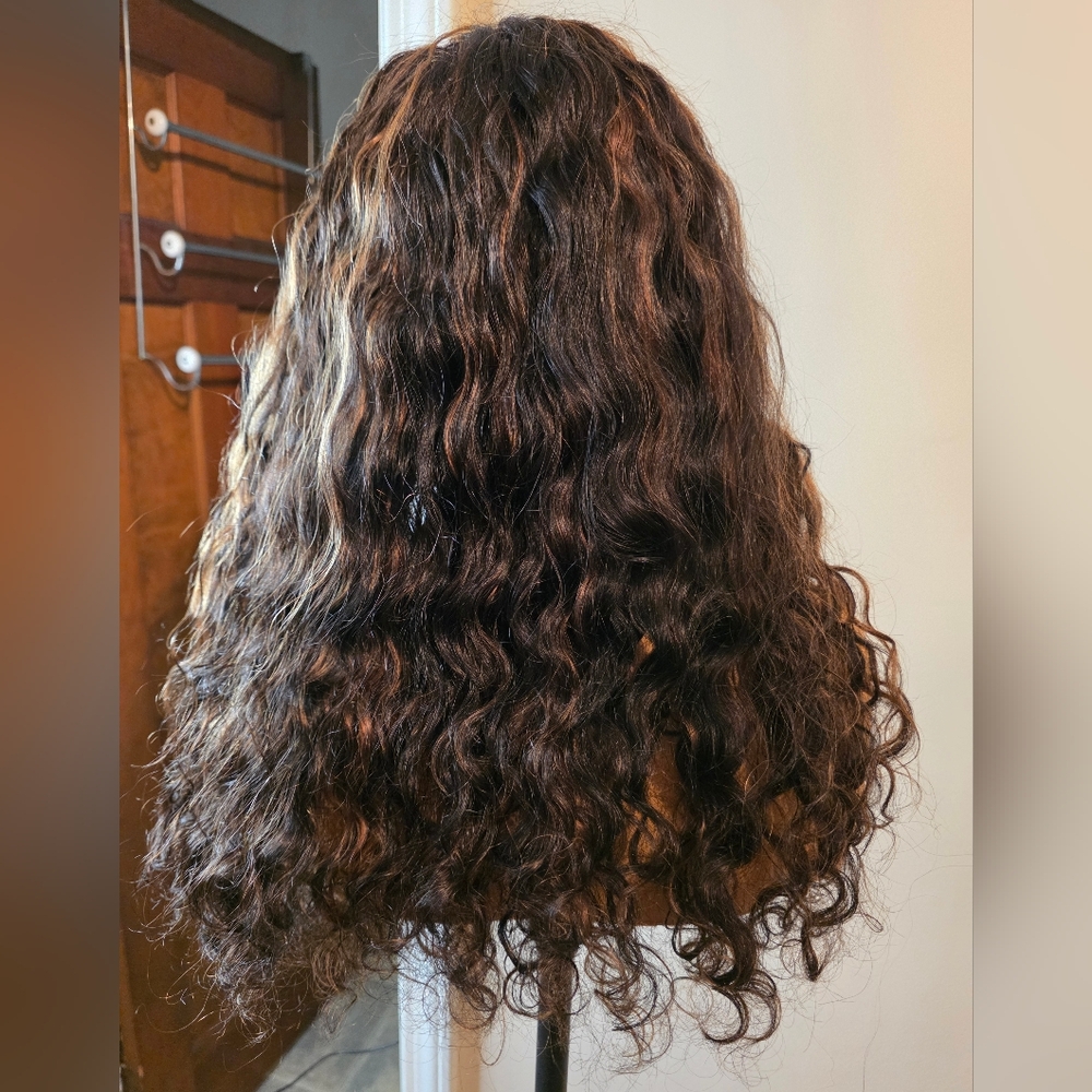 Natural Color With Chestnut Hightlights Water Wave Human Hair Wig - Picture 5 of 8